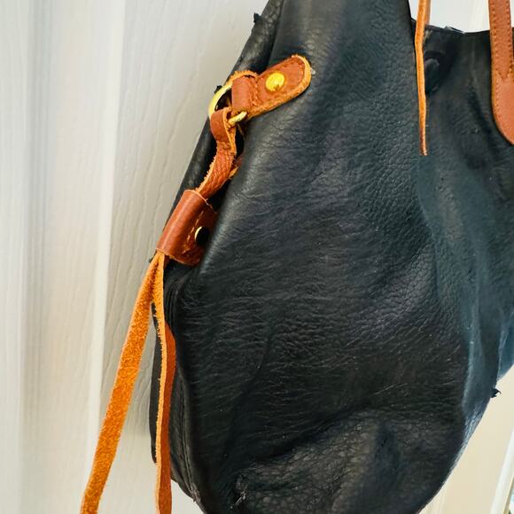 Navy Tote Shoulder Bag Purchased in Italy - Picture 3 of 10